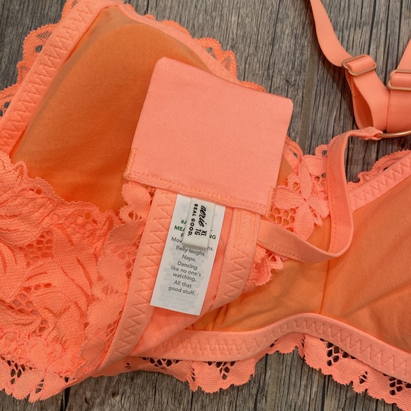 Aerie Bra - Picture 3 of 3